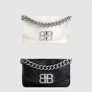 Balenciaga BB 소프트 스몰 플랩백 748598