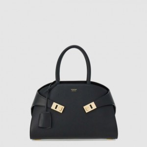 Ferragamo 허그 핸드백 215608