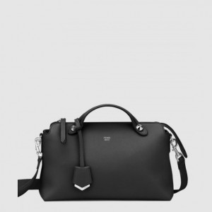 Fendi 가죽 보스턴백 8BL146