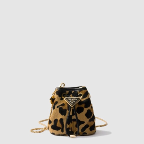 Prada 가죽 미니 파우치 1NR016