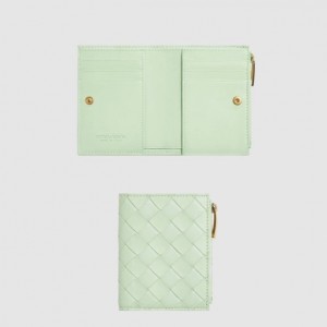 보테가베네타  스몰 인트레치아토 폴더형 지퍼 지갑 742330