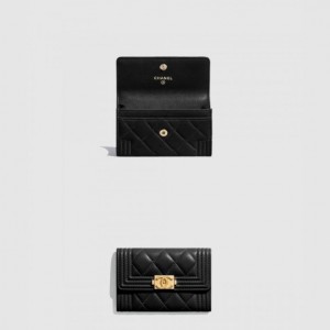 샤넬 보이 플랩 카드지갑 A80603