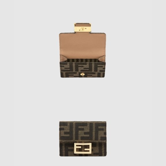 펜디 마이크로 트리폴드 8M0395