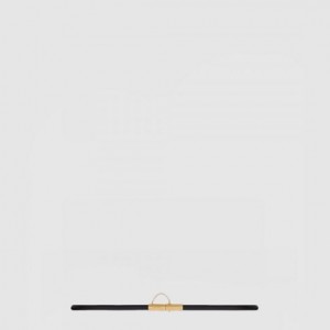 생로랑 부드러운 가죽 소재의 T-바 버클 벨트 756469