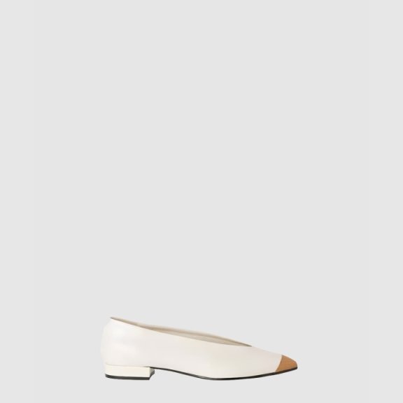 로로피아나 플랫 슈즈 FAO2684