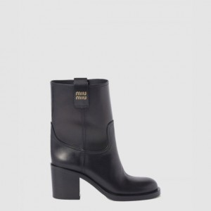 미우미우 가죽 부티 5U966D