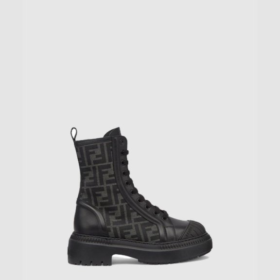 펜디 그라피 바이커 부츠 8T8381