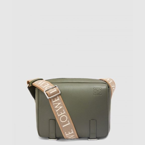 Loewe XS 밀리터리 메신저 백 유연한 스무스 카프스킨 & 자카드