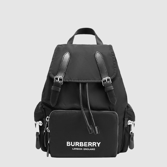 Burberry 럭색 미디엄 백팩 8021261