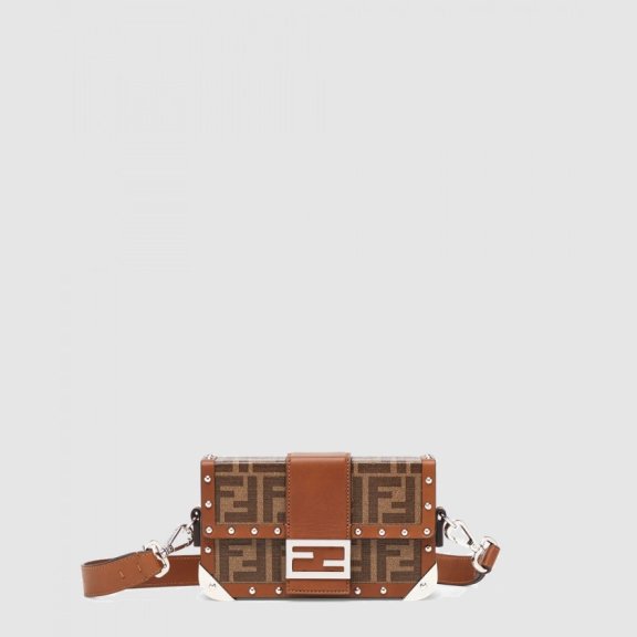 Fendi 바게트 트렁크백 미니 7VA507