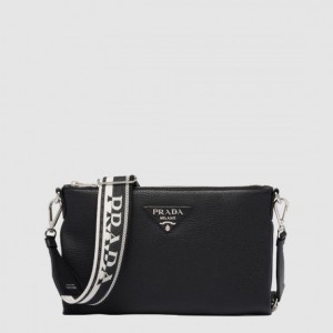 Prada 가죽 숄더백 1BH050