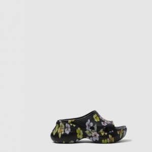 발렌시아가 슬라이드 샌들 677389