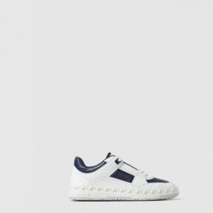 발렌티노 로우탑 송아지 가죽 스니커즈