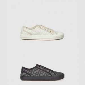 펜디 도미노 스니커즈 7E1553