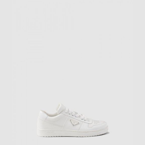 프라다 다운타운 가죽 스니커즈 2EE364