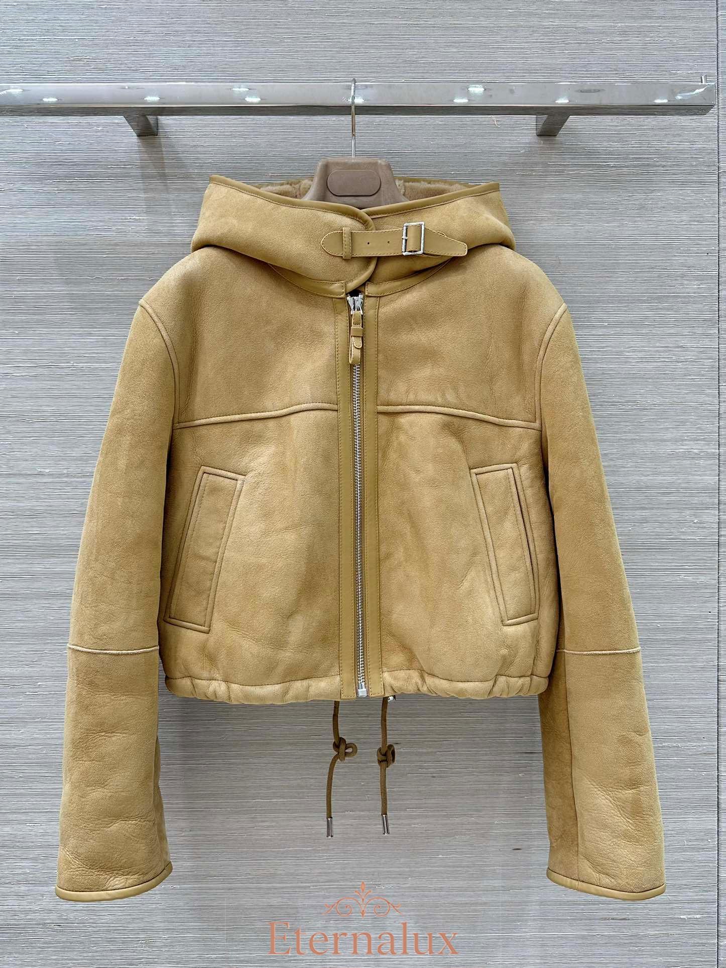 에르메스 25FW 무통 부클레 후드 무스탕 34 블랑꼬끼유 5HA1345