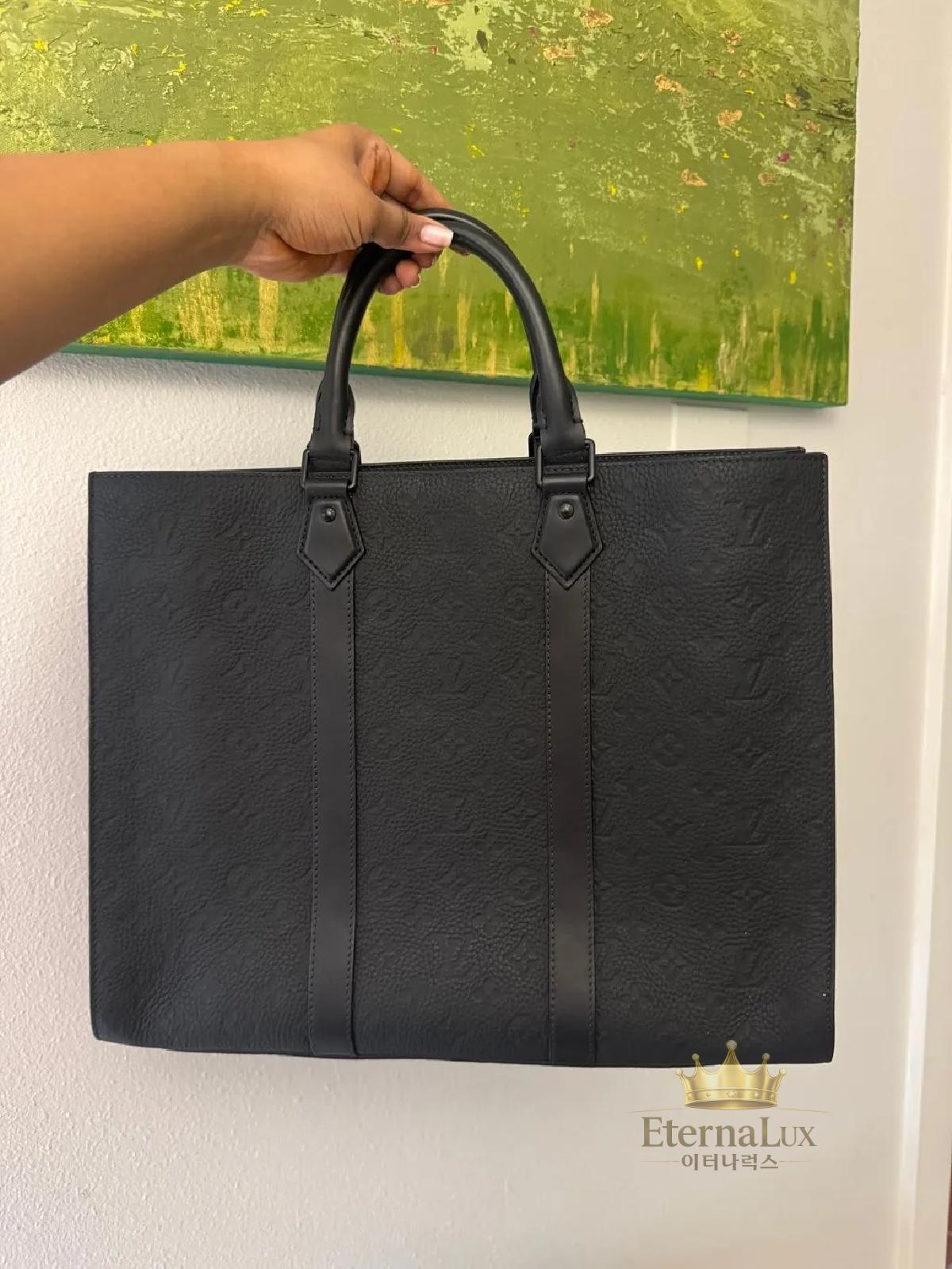 루이비통 남삭 플라 24H 토트백 M24786