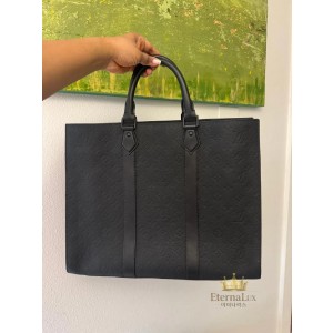 루이비통 남삭 플라 24H 토트백 M24786